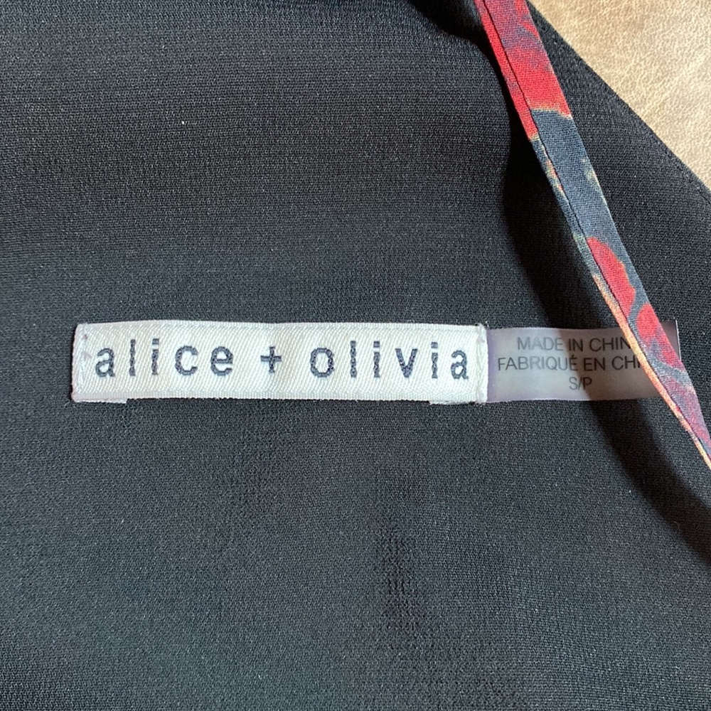 🌺 Alice and Olivia Silk Moody Floral Dress 🌺 - Picture 4 of 6